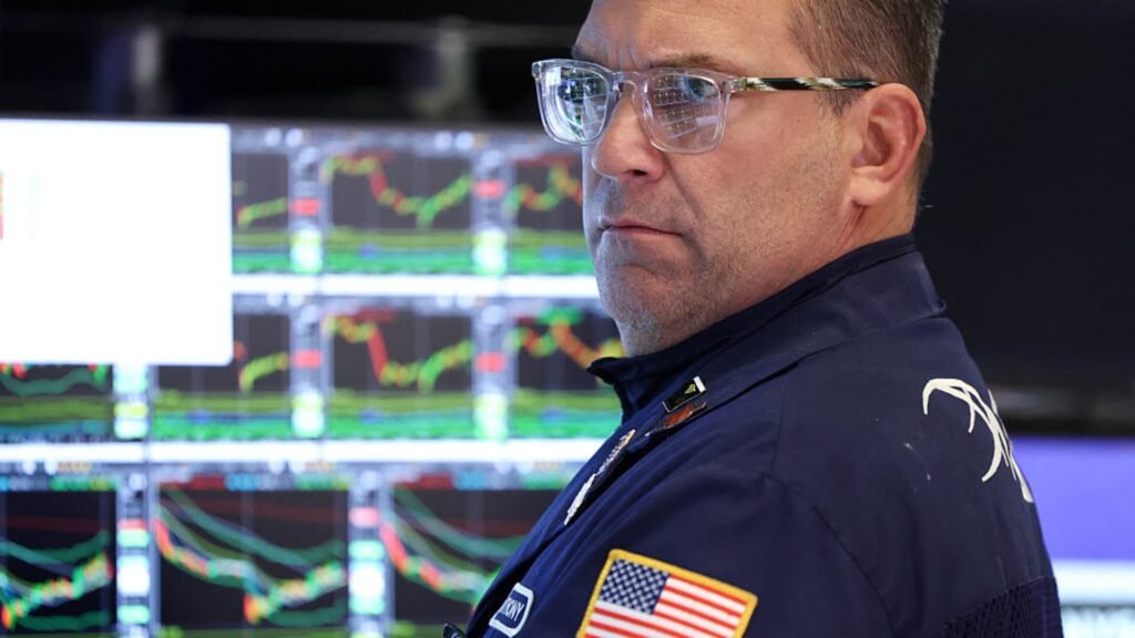Treasury yields little changed as investors track Middle East developments