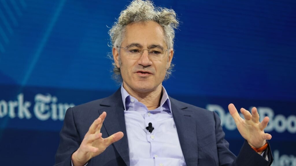 Palantir shares have struggled this year. D.A. Davidson says buy the dip