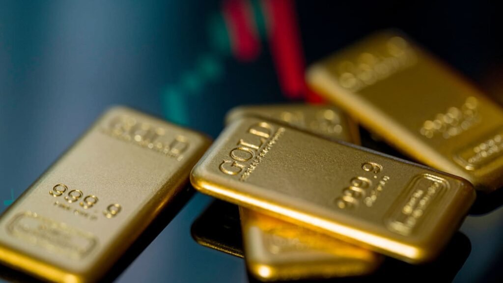 Gold prices fall further after worst quarter in 13 years as interest rate fears hit bullion