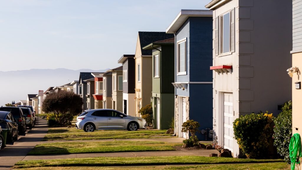Demand for riskier mortgages drops, as their advantages shrink