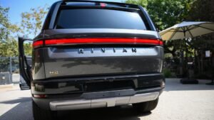 Rivian, Tesla and the ‘Holly Index’: How to trade the new EV Main Street battle