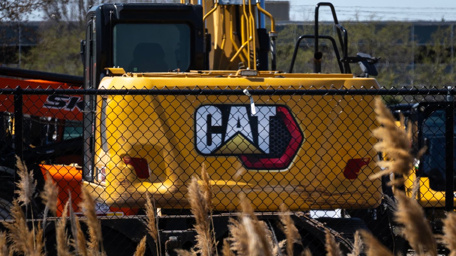 Stocks making the biggest moves midday: Caterpillar, Vertiv, SoFi Technologies, AMD & more