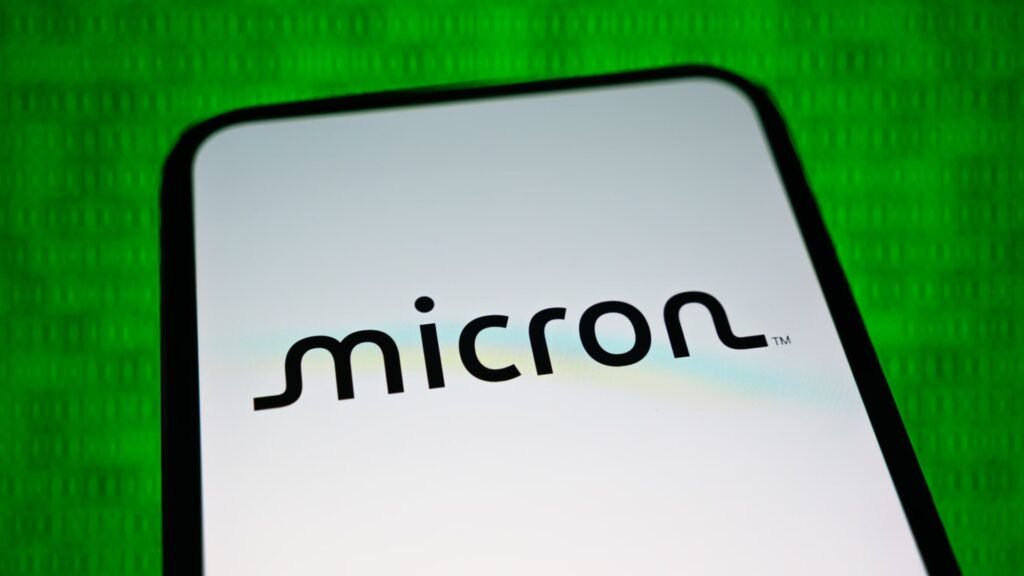 Micron shares rise 7% after announcing billions more in U.S. chipmaking investments