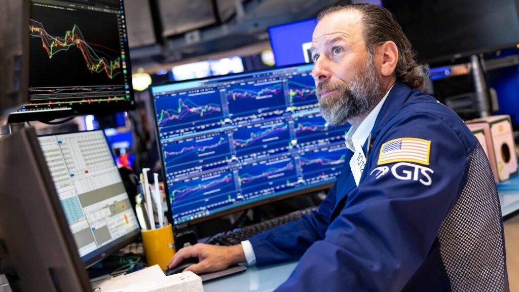 S&P 500 and Nasdaq futures extend gains after a strong week on Wall Street: Live updates