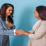 If someone does these 5 things, you’ve made a great first impression, says expert: ‘They’re genuinely invested’
