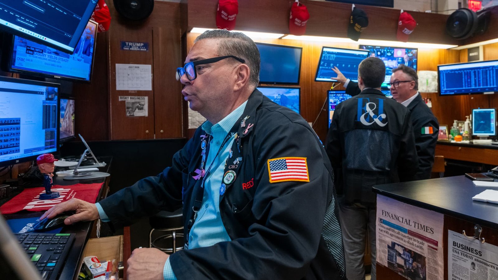 Why Boeing and Corning are moving in opposite directions and what to expect next