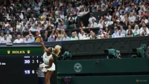 Keys celebrates July 4 with Wimbledon victory but Williams sisters withdraw