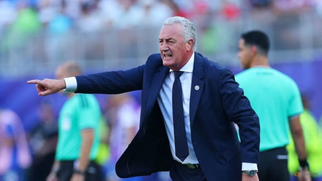 No complaints but open wounds for Paraguay coach