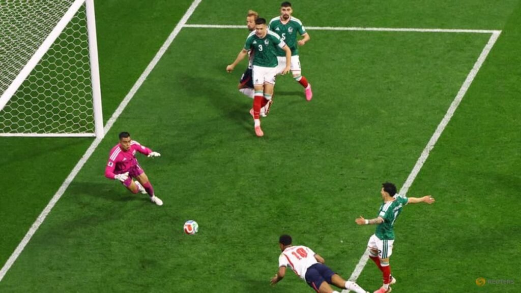 Ten-man England hang on to beat battling Mexico 3-2 in last-16 thriller