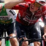 Heatwave forces Tour de France organisers to shorten stage nine