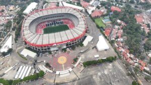Former soccer players show brain changes but no cognitive decline, researchers find