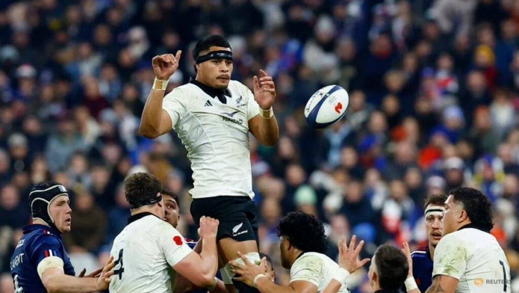 New Zealand coach Rennie moves Vaa’i to blindside for Ireland test