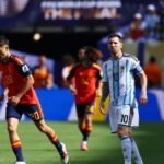 Spain battle past 10-man Argentina 1-0 in extra time to win World Cup