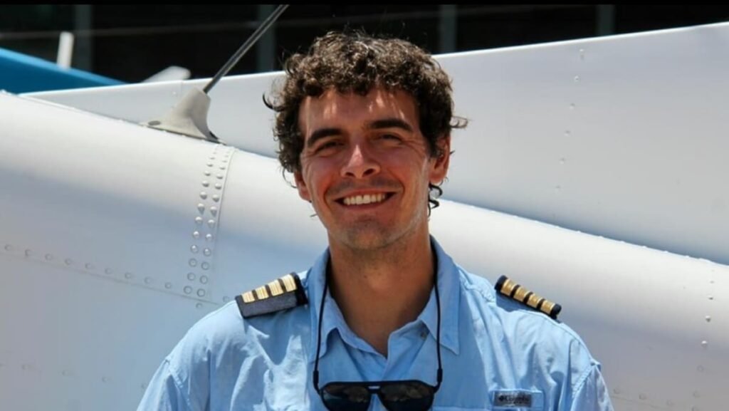 Indonesian military recovers body of American pilot killed by rebels in Papua