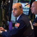 Treasury yields pull back from multi-decade highs ahead of FOMC minutes