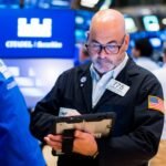 U.S. Treasury yields fall as traders monitor possible Iran war deal