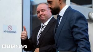 Bondi Beach shooting hero’s assault charges dropped by police in Australia