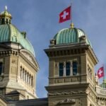 Switzerland seeks to tighten rules on bankers’ bonuses
