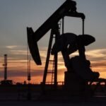 Oil steadies near one-week highs as US-Iran peace deal hopes dim