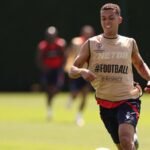 Everton, Palace complete Johnson-McNeil swap deal
