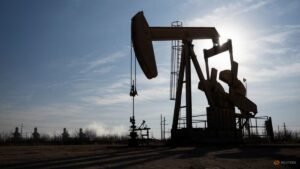 Oil rises after attacks on ships in Hormuz, Bab el-Mandeb
