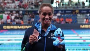 Italy’s Curtis takes McKeown’s 50m backstroke world record