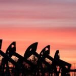 Oil rises as Trump threatens sanctions on Iran partners