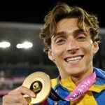 Duplantis swaps pole for microphone with anthem for World Athletics Ultimate
