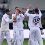 England rout Pakistan to go one up in test series
