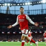 Arsenal sweep aside Coventry to start title defence with a bang