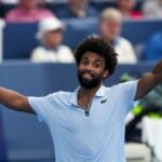 Pegula rallies past defending champion Swiatek as Fils reaches Cincinnati final