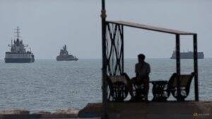 Oil rises as US, Iran resume military attacks