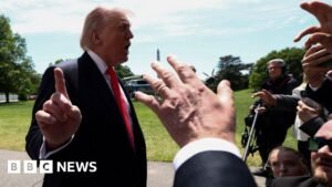 What triggers Donald Trump to shut down reporters?