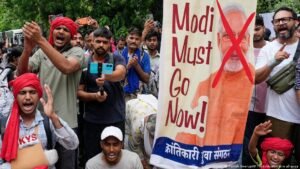‘Cockroach’ protesters claim online censorship