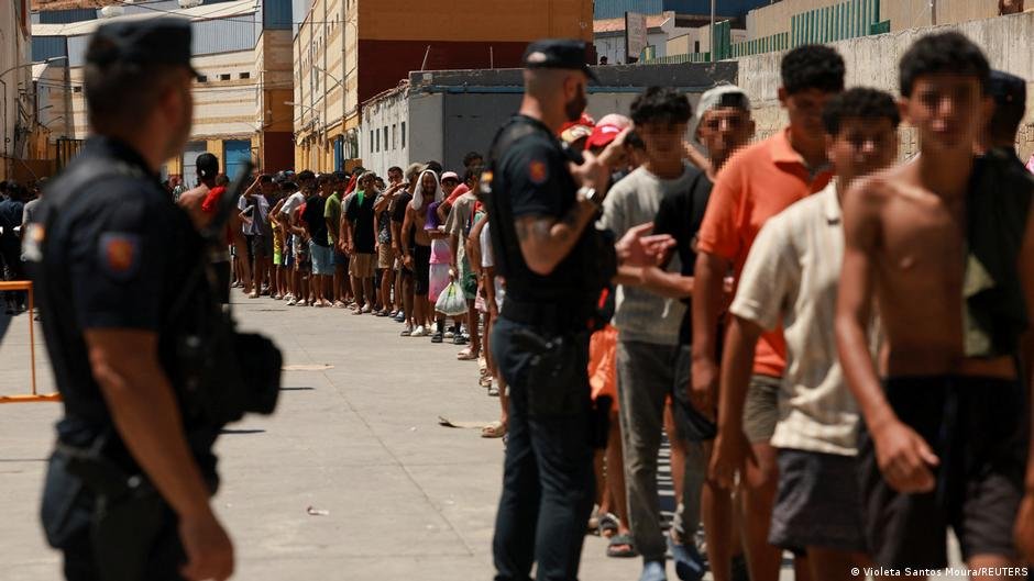 Ceuta: Spain warns Italy it will reciprocate entry checks