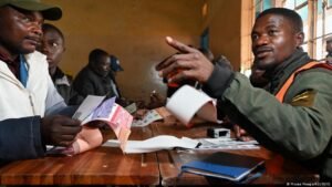 Zambia suspends vote count after violence