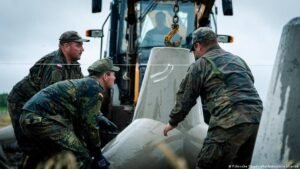 German army helps Poland protect itself against Russia