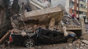 Colombia rescue efforts press on after quake, death toll expected to rise