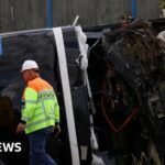 Netherlands: Sixteen injured as coach carrying German students and van collide
