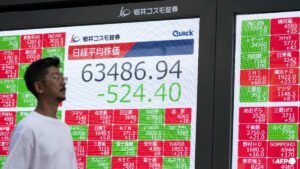 Asian markets mixed after recent oil surge