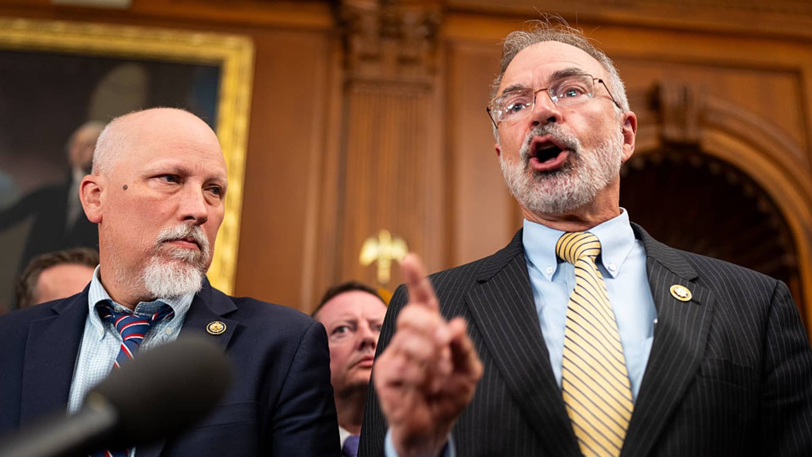 U.S. House aims to avoid government shutdown amid GOP hard-liner resistance