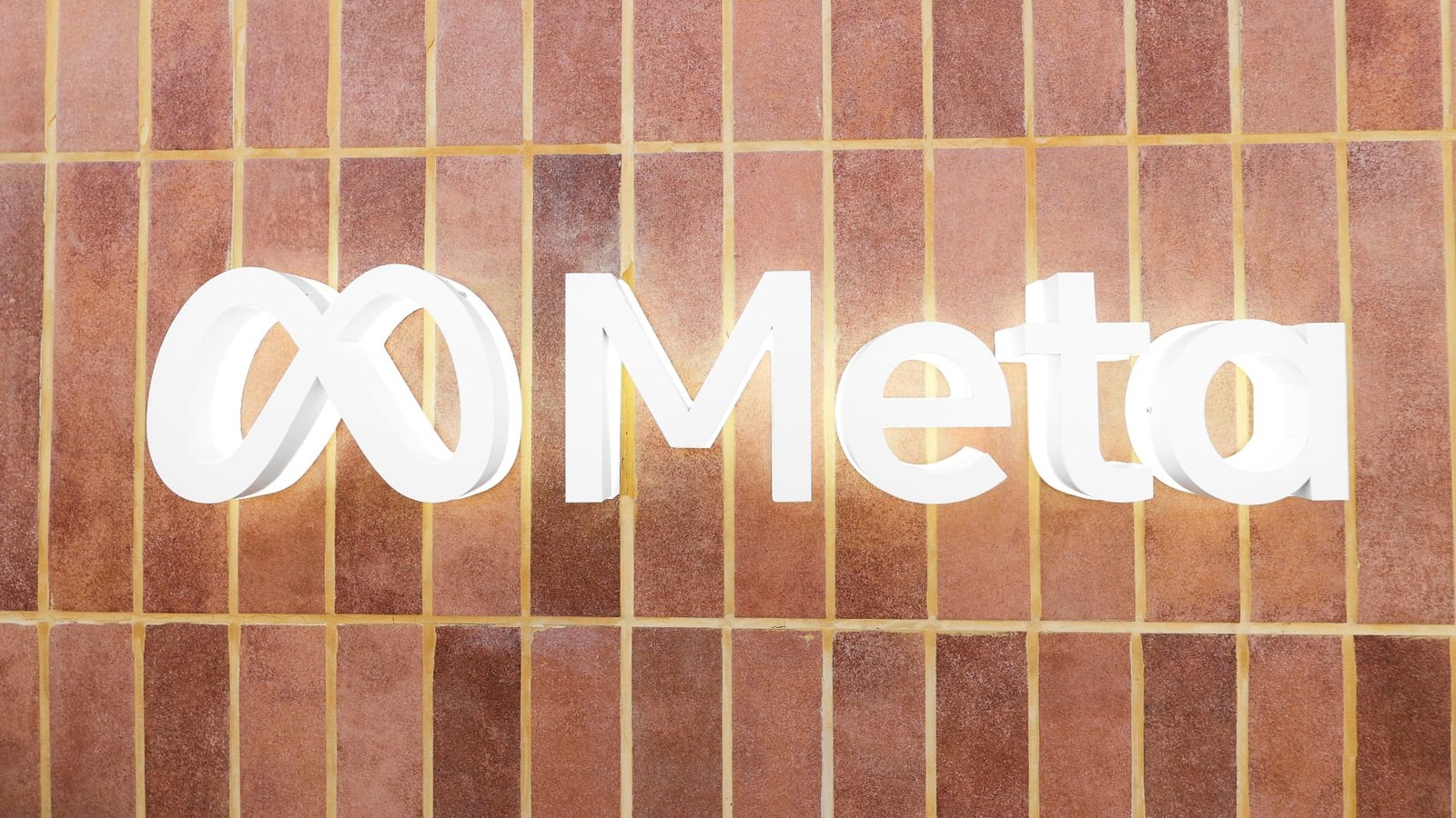 Looking for evidence that Meta’s AI investments are paying off? Here are 2 ways