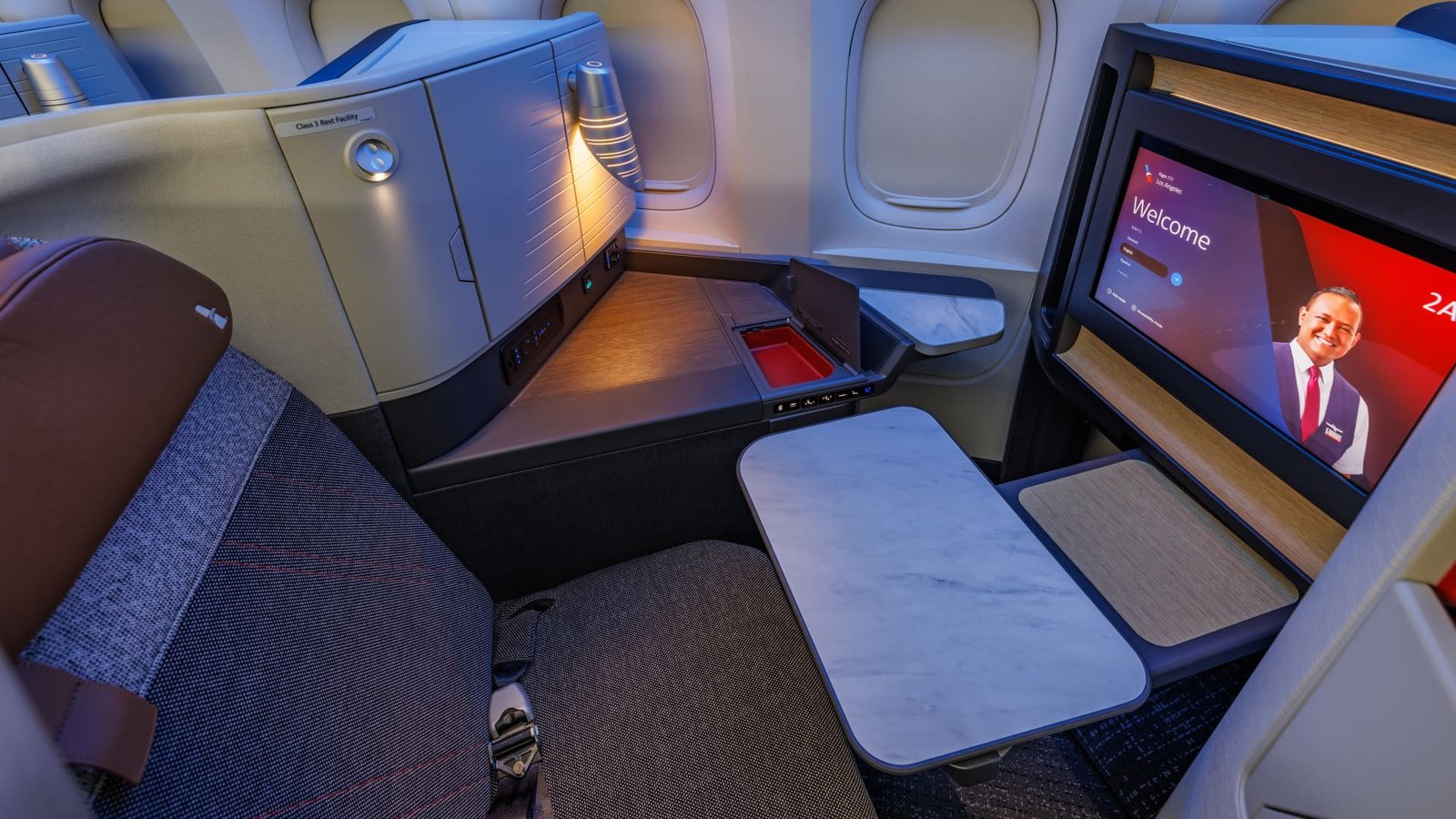 American Airlines continues premium push with redesigned Boeing planes