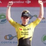 Tronchon claims surprise Vuelta stage 10 victory in chaotic sprint