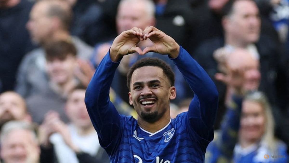 Premier League clubs smash summer transfer spending record