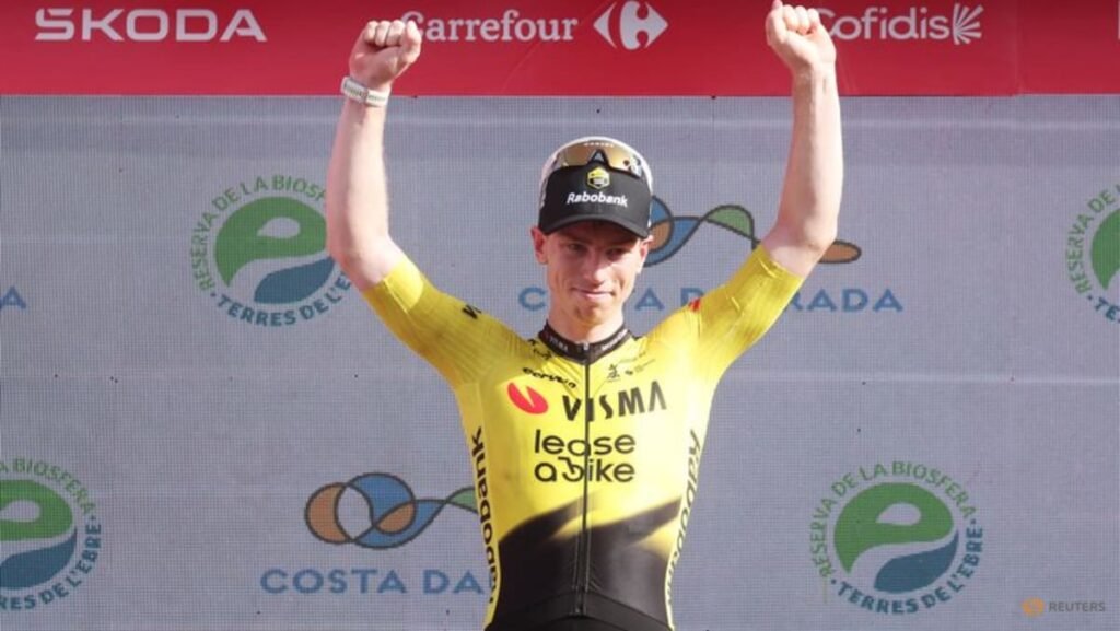 Briton Brennan triumphs in Vuelta stage 11, Mas retains red