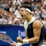 Home crowd powers Shelton past Hurkacz in US Open second round