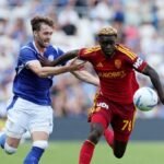 Hull condemn racist abuse of new signing Vaz
