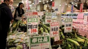 Japan July household spending falls at fastest pace in 2-1/2 years