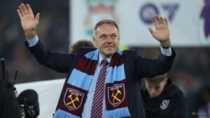 Former West Ham goalkeeper Miklosko dead at 64